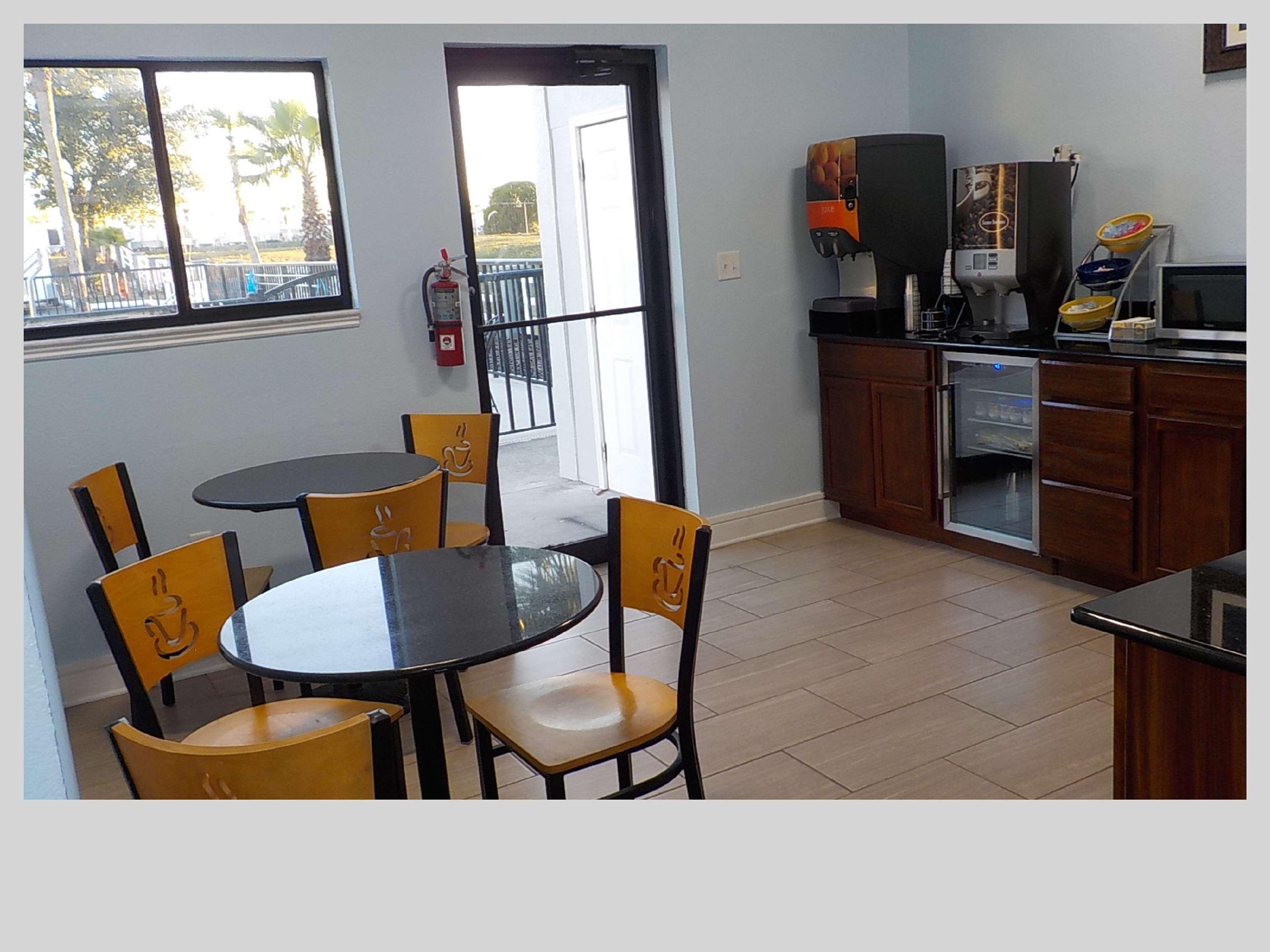 Best Western Bazarell Inn Montemorelos Extérieur photo