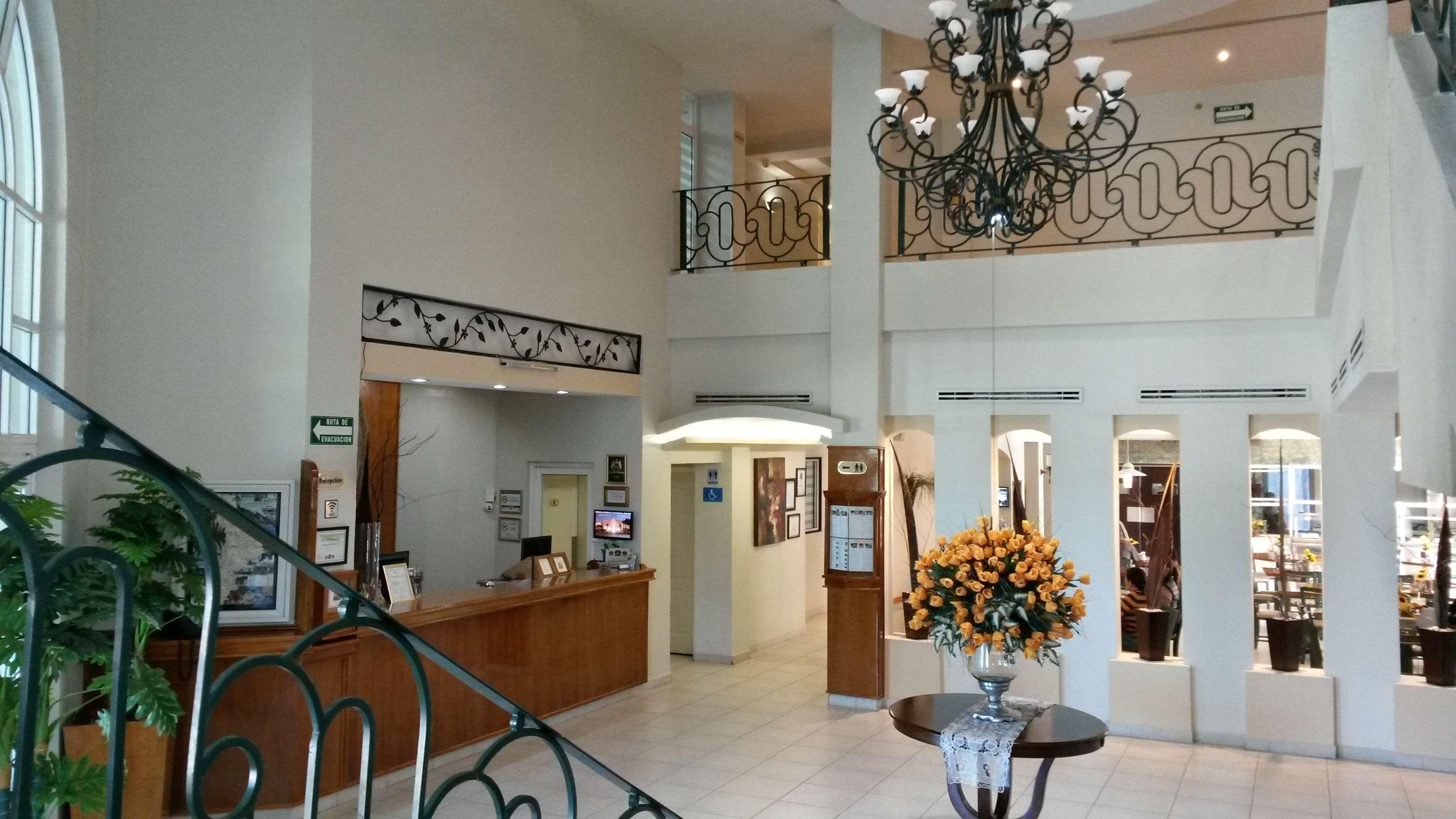 Best Western Bazarell Inn Montemorelos Extérieur photo